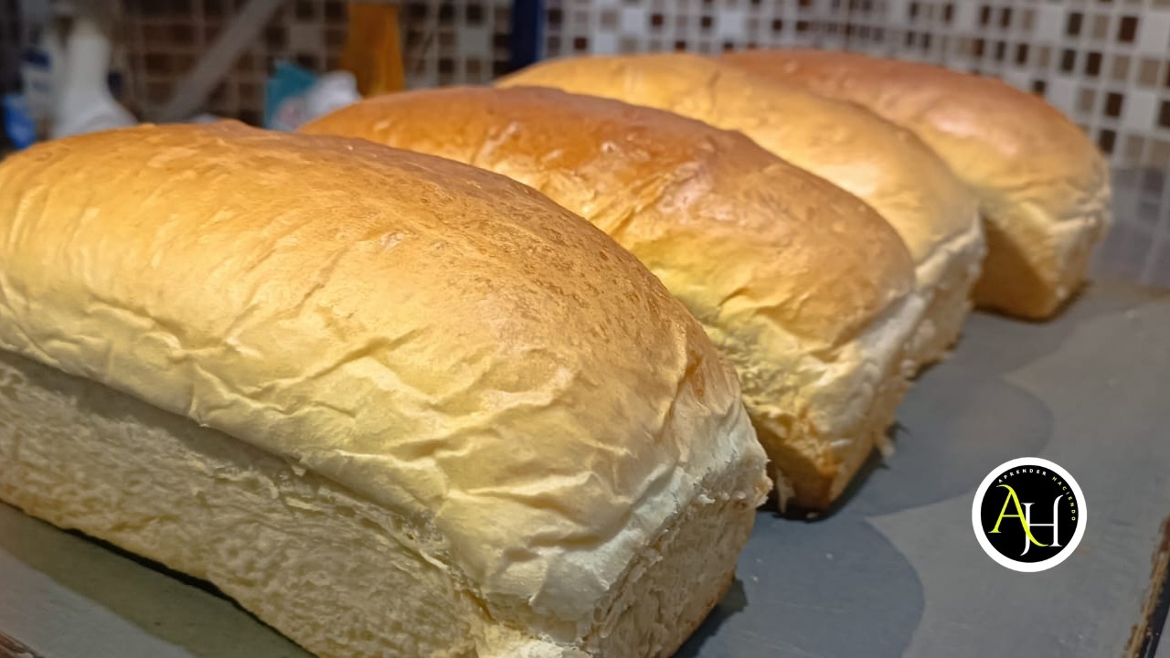 MINI CURSO PAN DE MOLDE ARTESANAL 🔥 | Miga Suave, Corte Perfecto y Receta Exacta