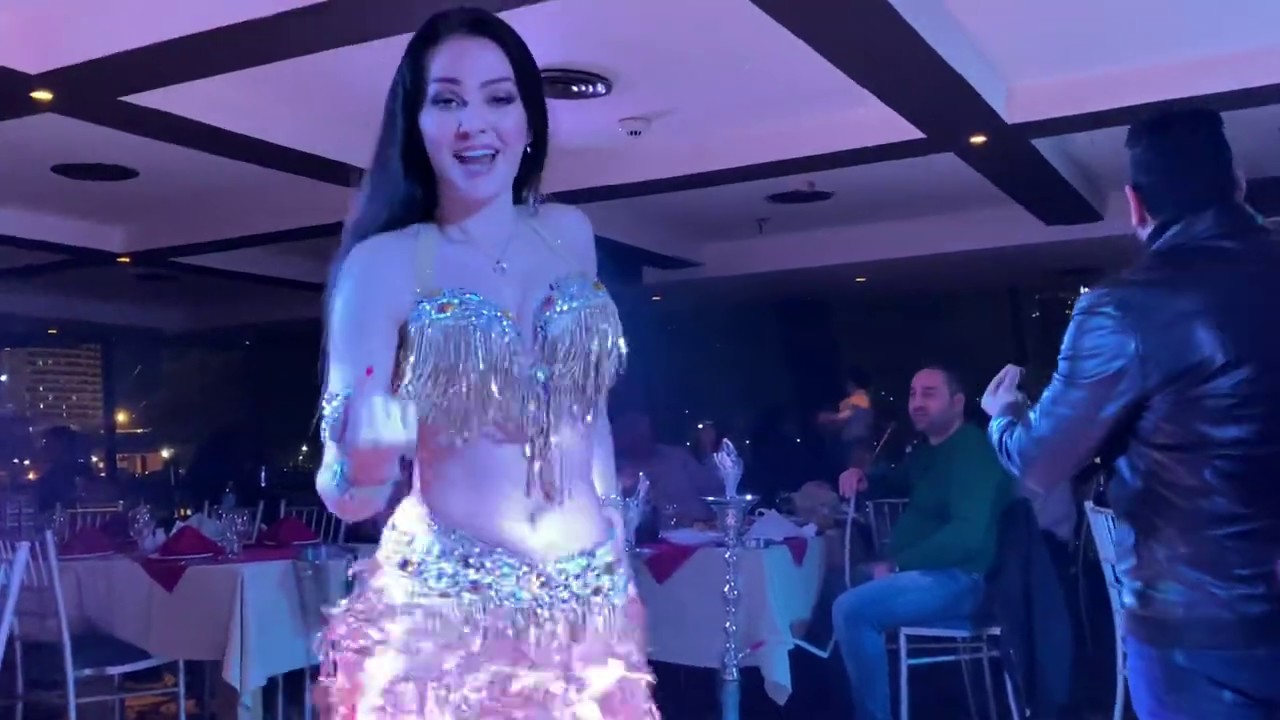 Maris dancing “Ala remsh ayonha”