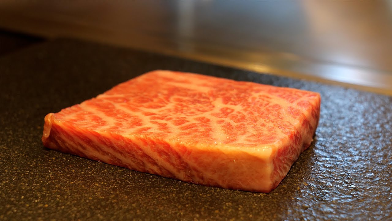 Kuroge Wagyu Teppanyaki в Хиого, Япония - Ресторан Nanaen - ОТЕЛЬ HEWITT KOSHIEN