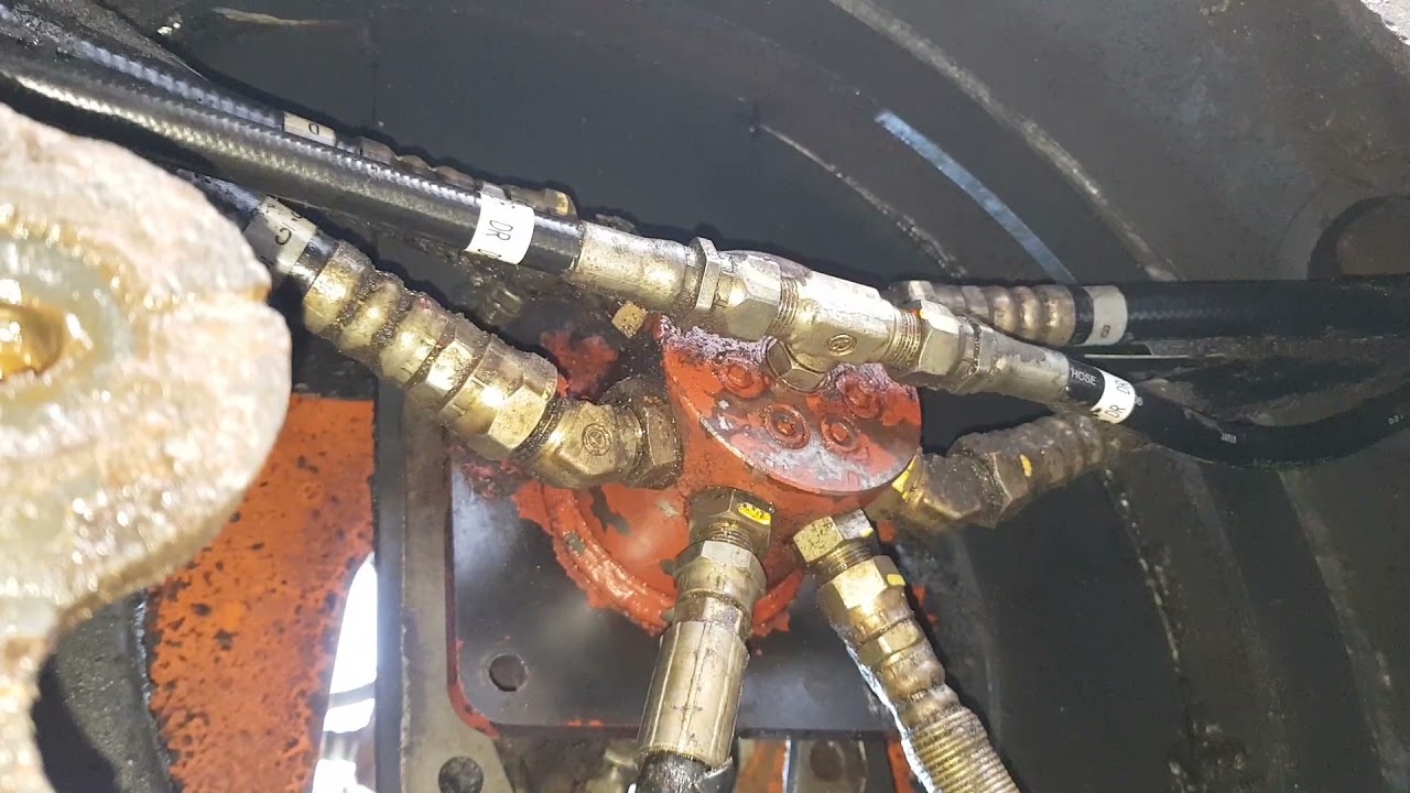 1/2 Hitachi excavator ex40u center joint rapair