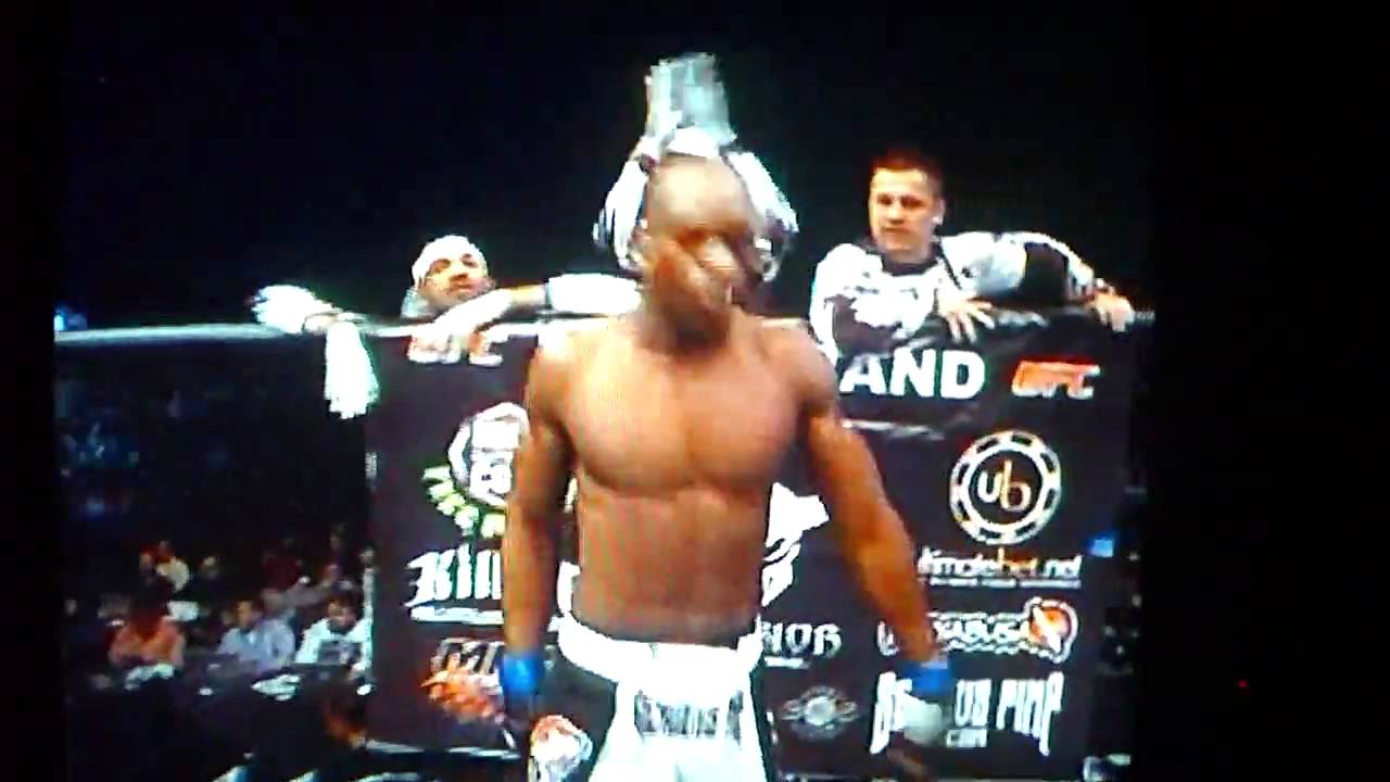 Mcfedries vs pokam  beat down .....