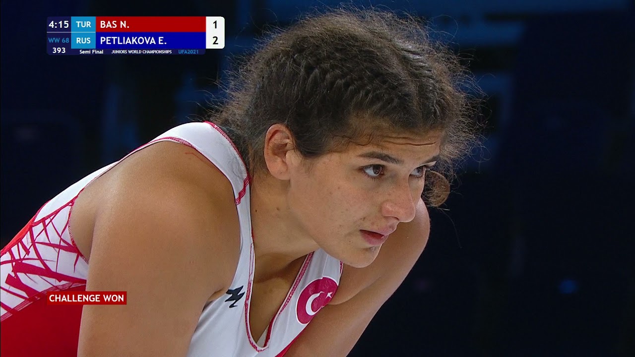 1/2 WW - 68 kg: N. BAS (TUR) v. E. PETLIAKOVA (RUS)