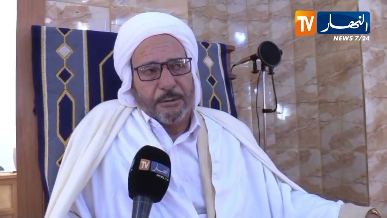 الجلفة: شاهد ما قاله إمام معتمد بمسجد العتيق بالشارف حول اليد الزهرية