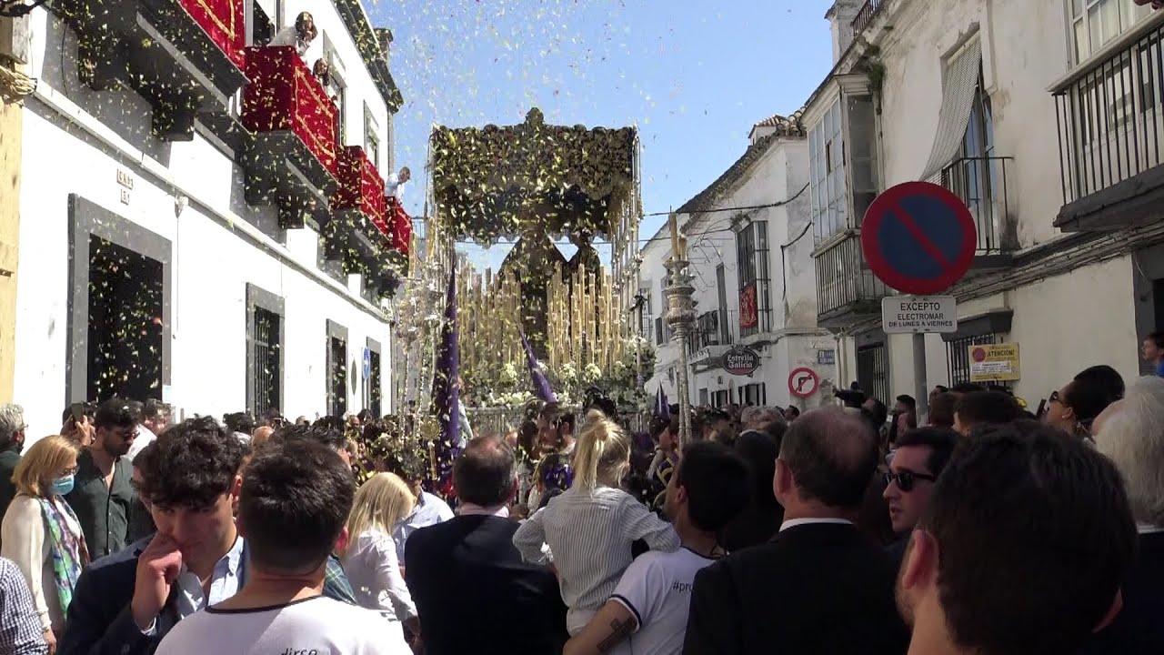 Petalá a Ntra.Señora de la Amargura en C/ San Agustín ( Hdad.del Nazareno ) - 2022 -Sanlúcar de Bda.