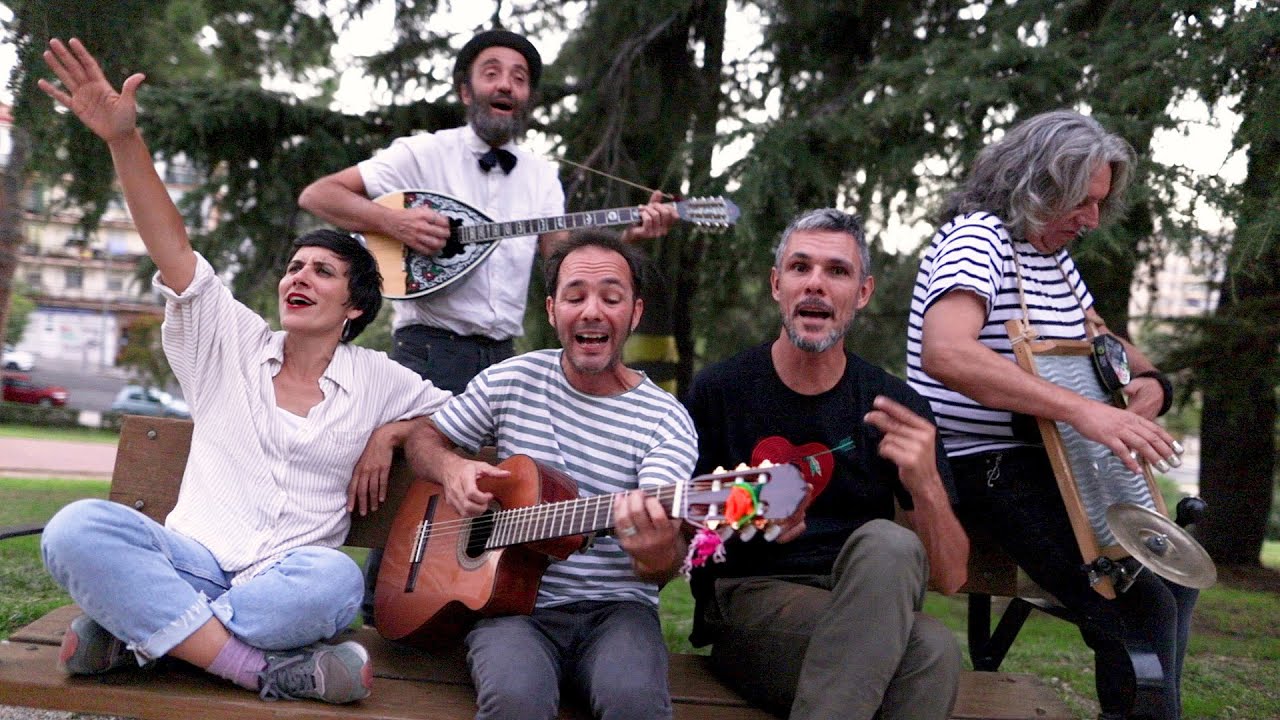 Huelo a Mofeta (en directo) - Dr. Sapo