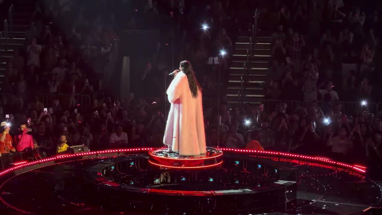 DUA LIPA - LOVE AGAIN Live from miami RO tour 2025