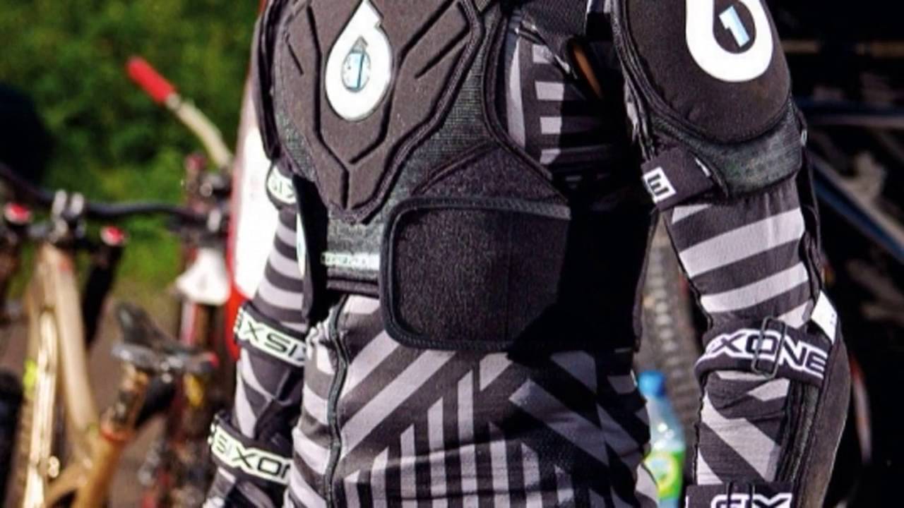 Sixsixone Body Armour