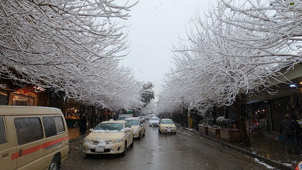 جوله في سوق مدينة السليمانية اثناء التساقط الثلوج منظر جميل جدا