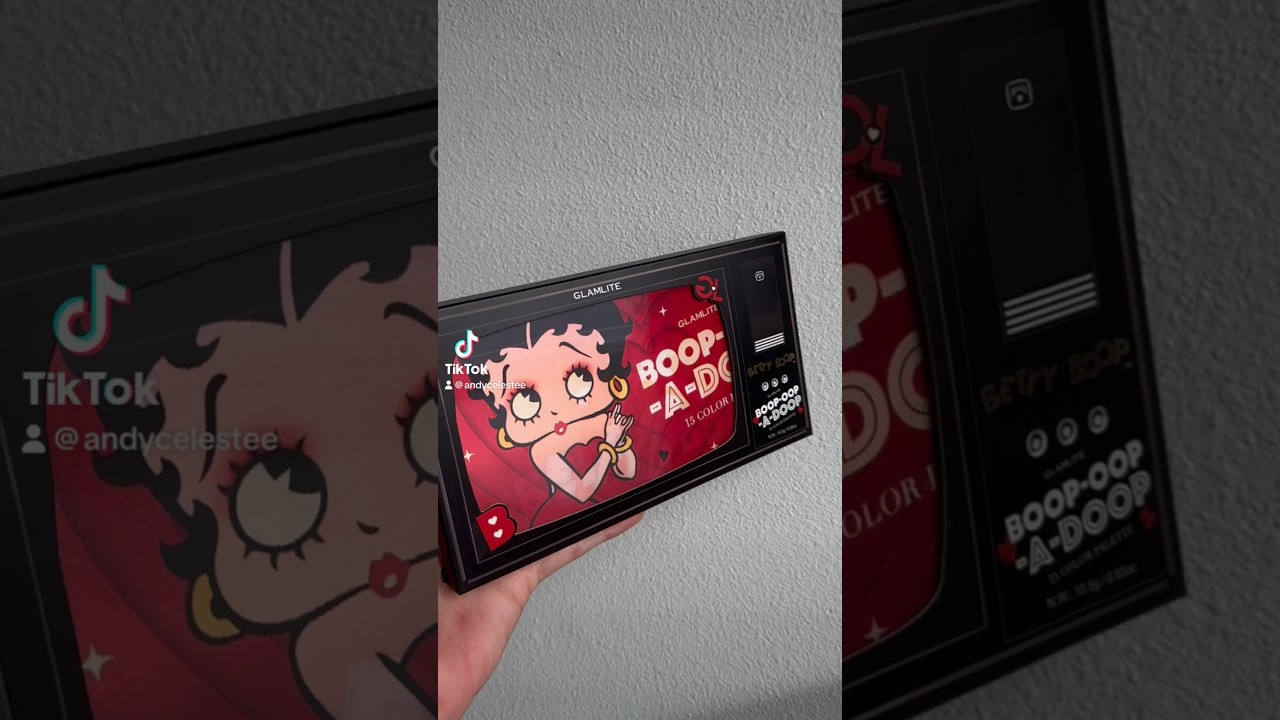 New Betty Boop Eyeshadow Palette from #glamlite #newmakeup #bettyboop #eyeshadowpalette
