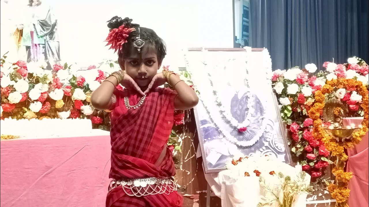 কুহু কুহু ডাক দিলে কোকিলে 