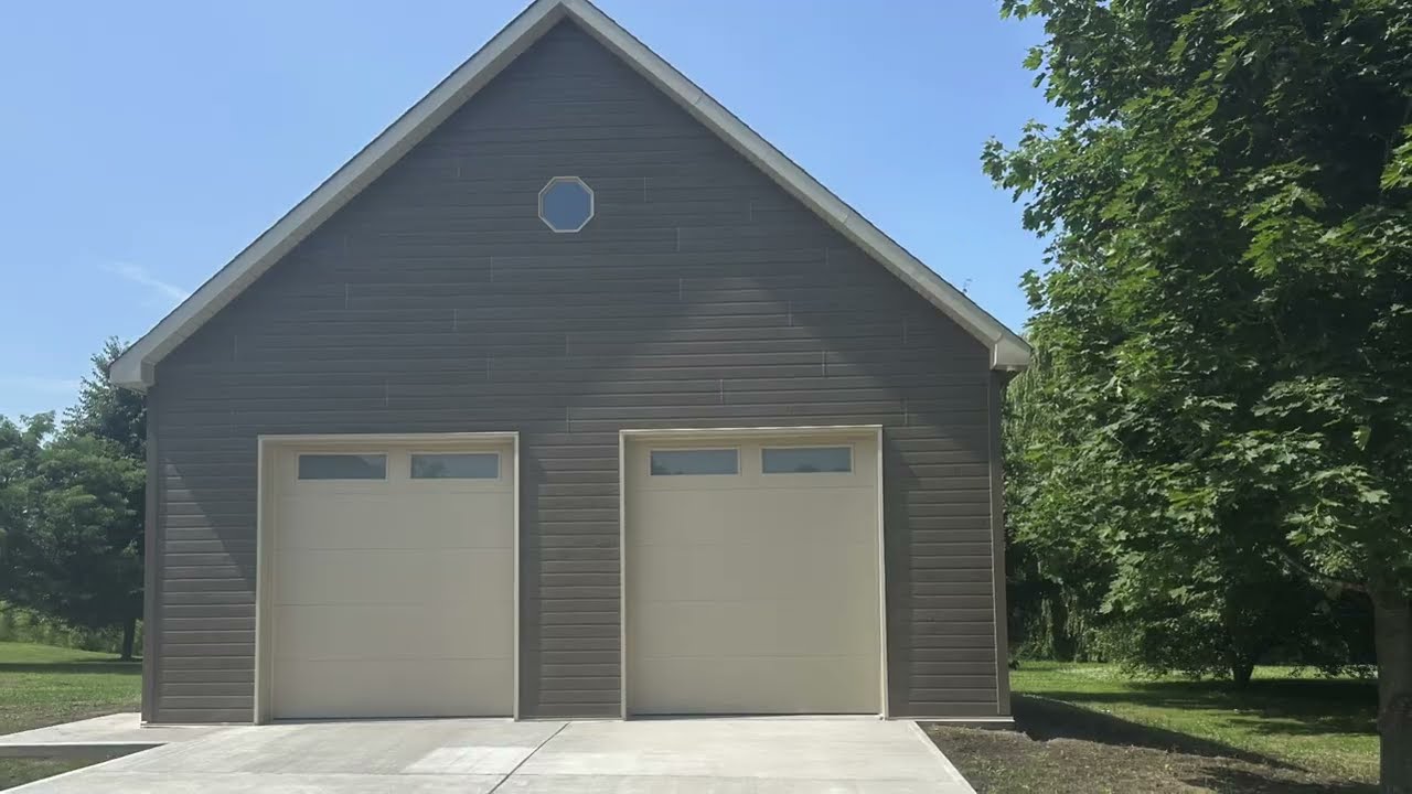 Garage Le Sup&eacute;rieur 30' x 32' x 12' avec toit habitable