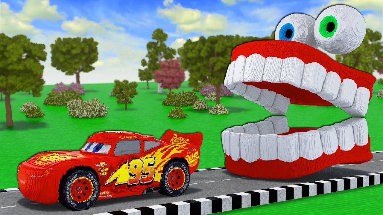 Big & Small Cars vs GIANT MOUTH in Teardown