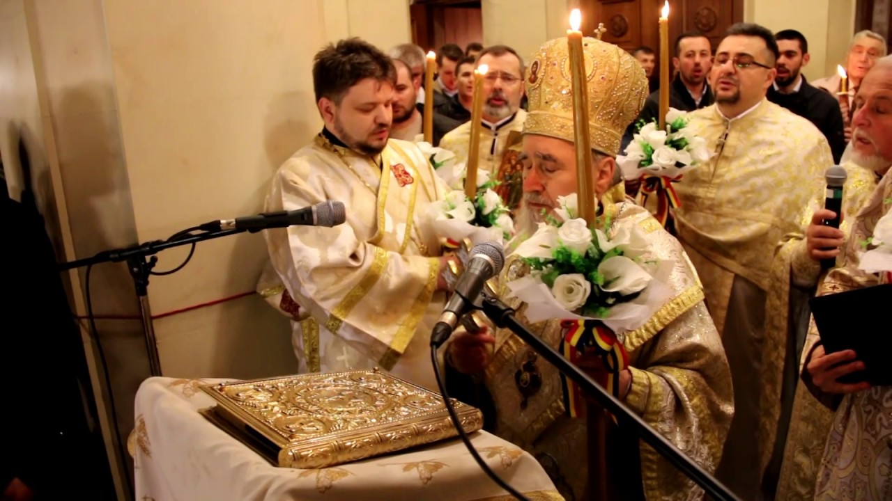 Catedrala „Sfânta Treime” din Arad, a primit Sfânta Lumină și anul acesta de la IERUSALIM