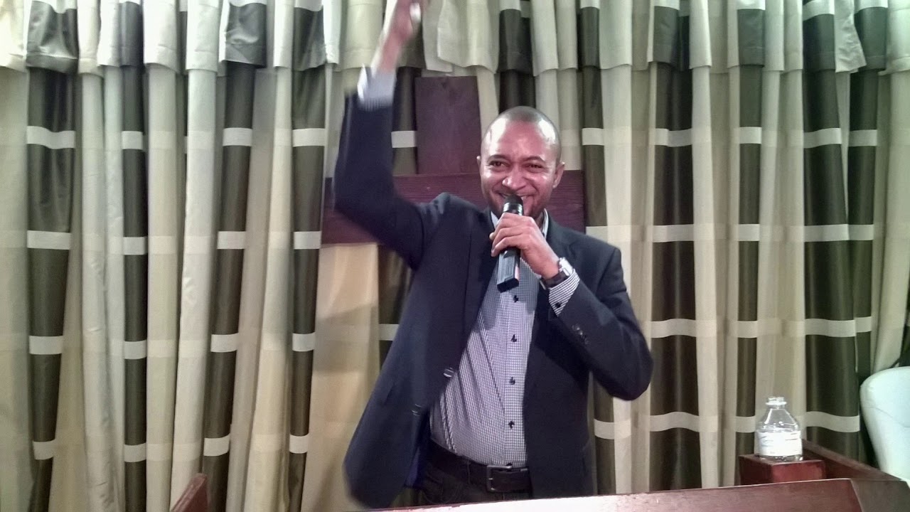Otetela: Yesu nzambi k'akoka(Jésus le Dieu suffisant)