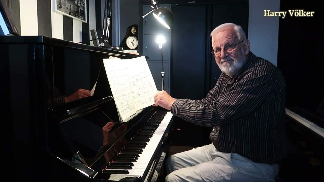 SONATINE complete - Fr. KUHLAU - op. 20 no 2 - piano - Harry Völker