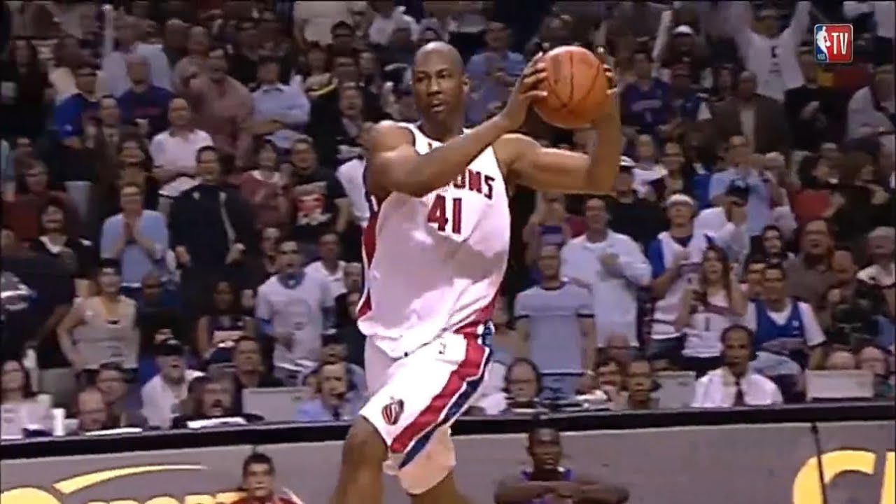 Elden Campbell&rsquo;s Awkward Slamadamonth (2004 NBA Finals)