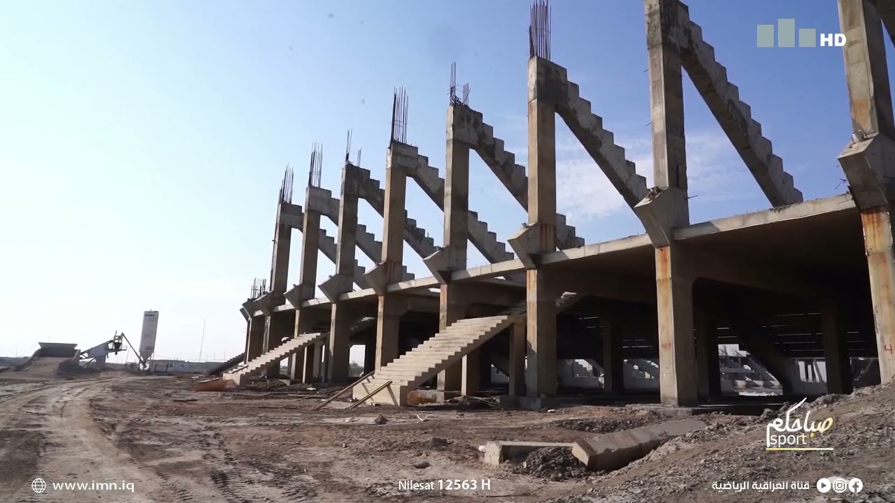 #صباحكم_رياضي _ تواصل العمل في ملعب السماوة الاولمبي من قبل الشركة المنفذة