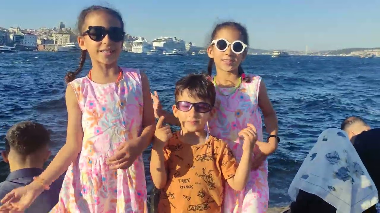 Prensesler İstanbul'da mutluluk dolu güzel bir tatilde 
