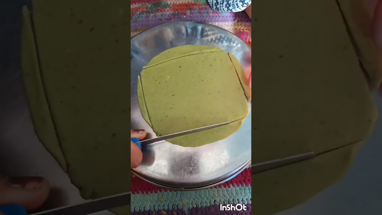 Bss matar se bnne wali ye chote samose 😋😋#subscribe krna mt bhulna gyzz❤️❤️❤️