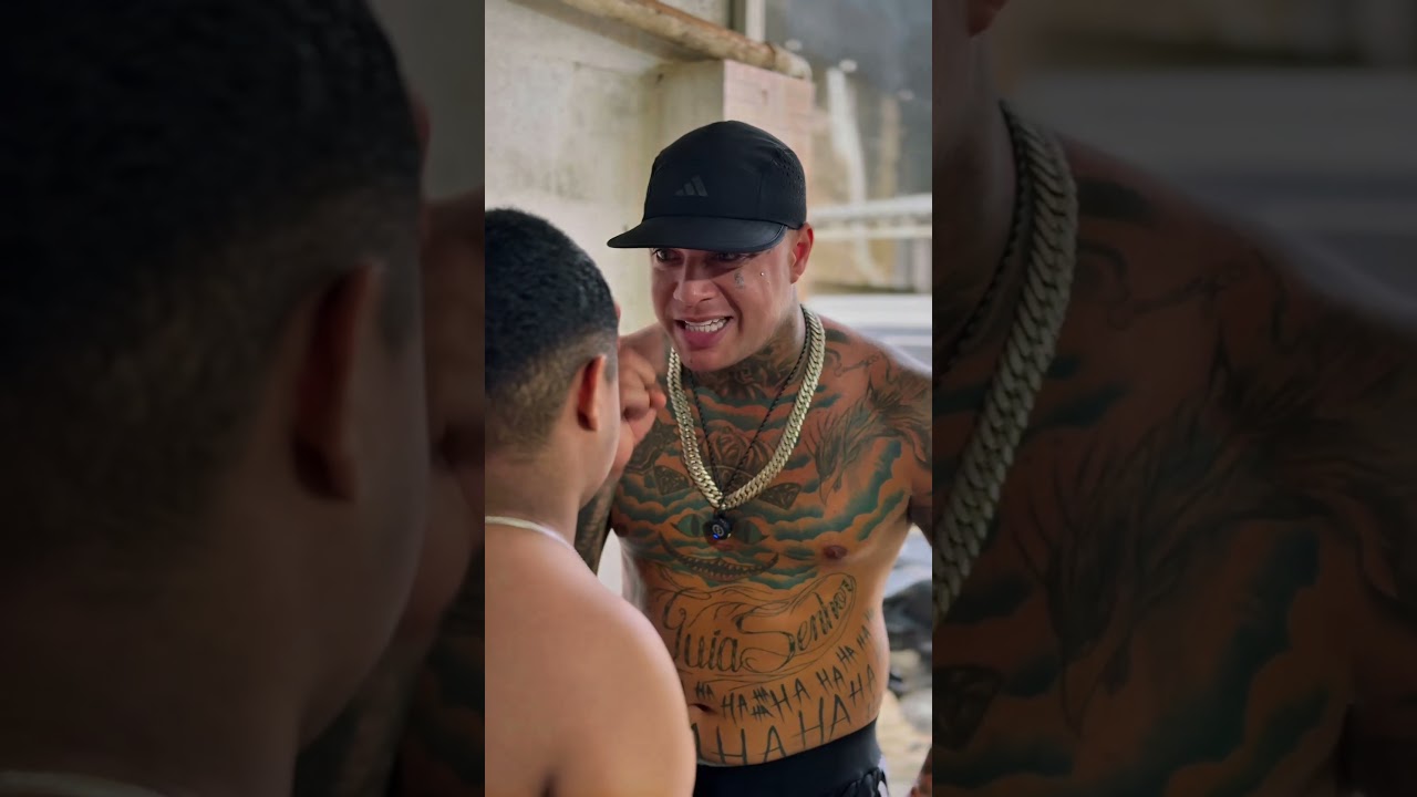 Filho fez tatuagem