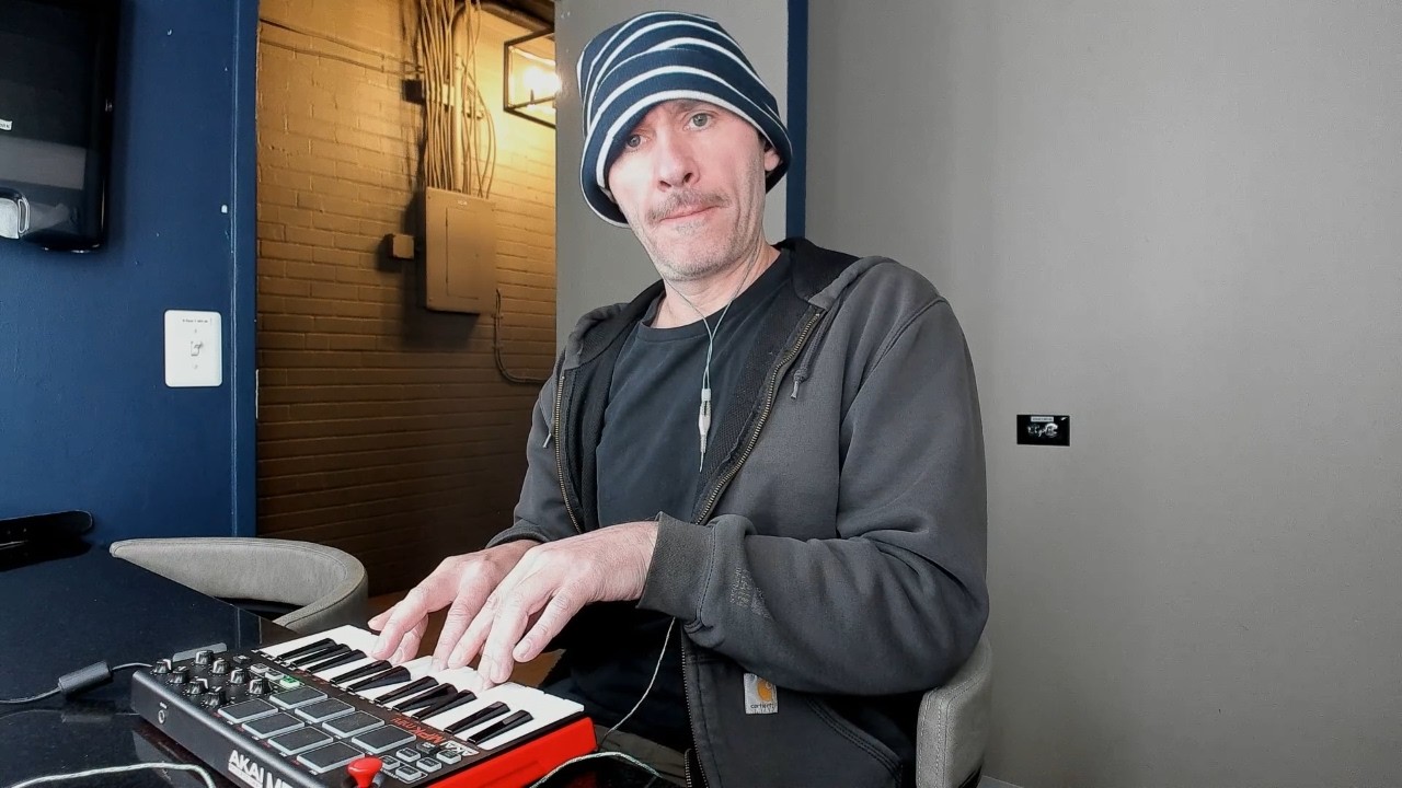 A Clockwork Orange Theme - Wendy Carlos (Cover by entrainment machine)