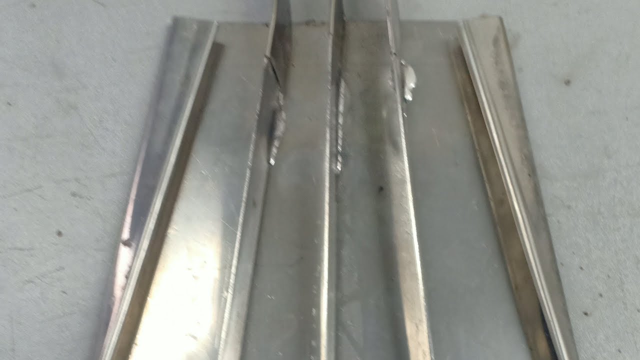 Bẻ cử may khẩu trang chi tiết. Cử viền