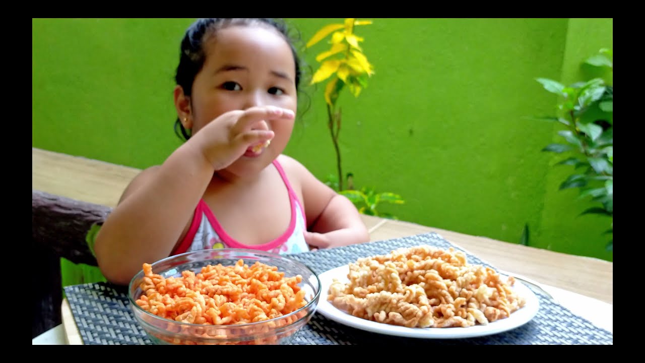 CHICHARON FUSILLI SUPER CRUNCHY CRACKLINGS ni Inday Bibi