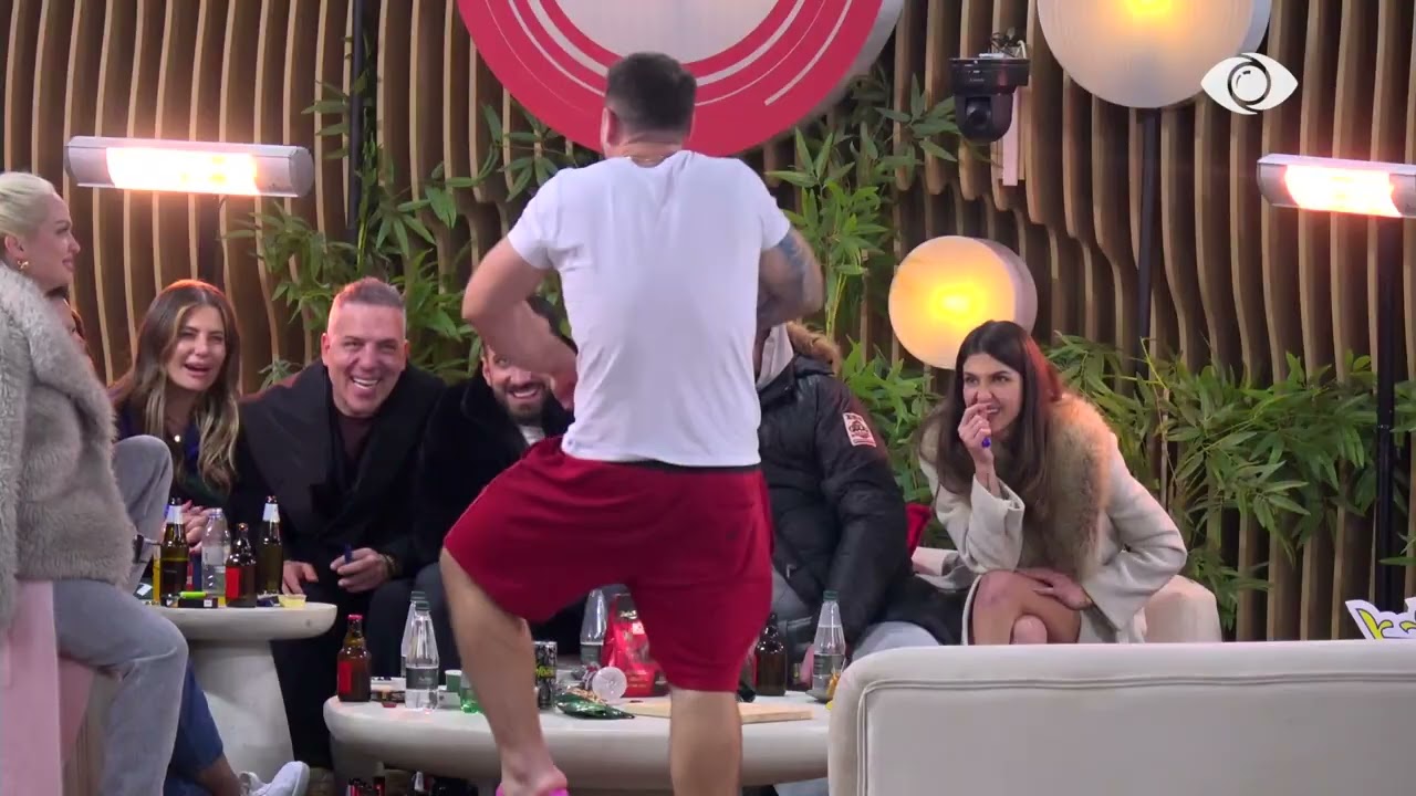 Xumi imiton Gjestin, duke shkaktuar të qeshura në shtëpi - Big Brother Albania VIP 4