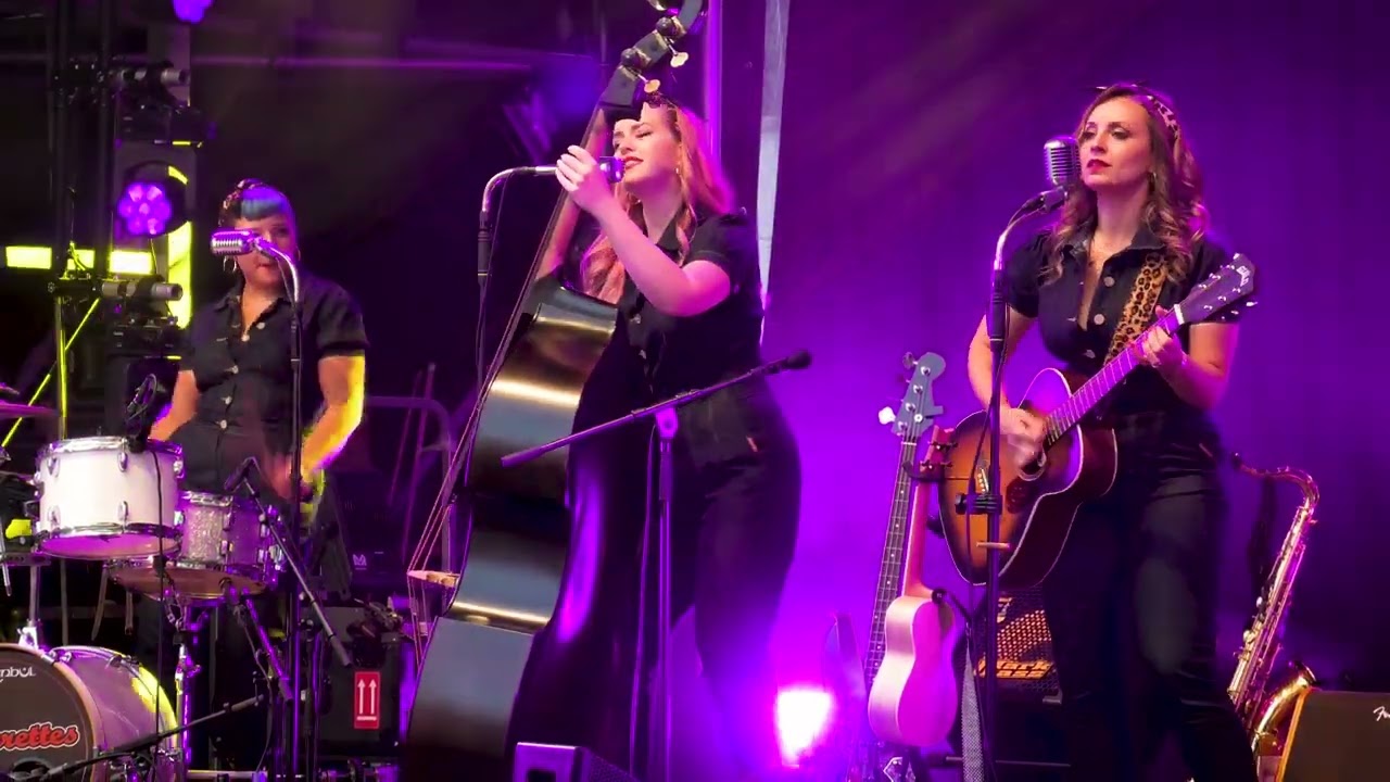The Silverettes live beim Libori 2024 auf dem Rathausplatz Paderborn