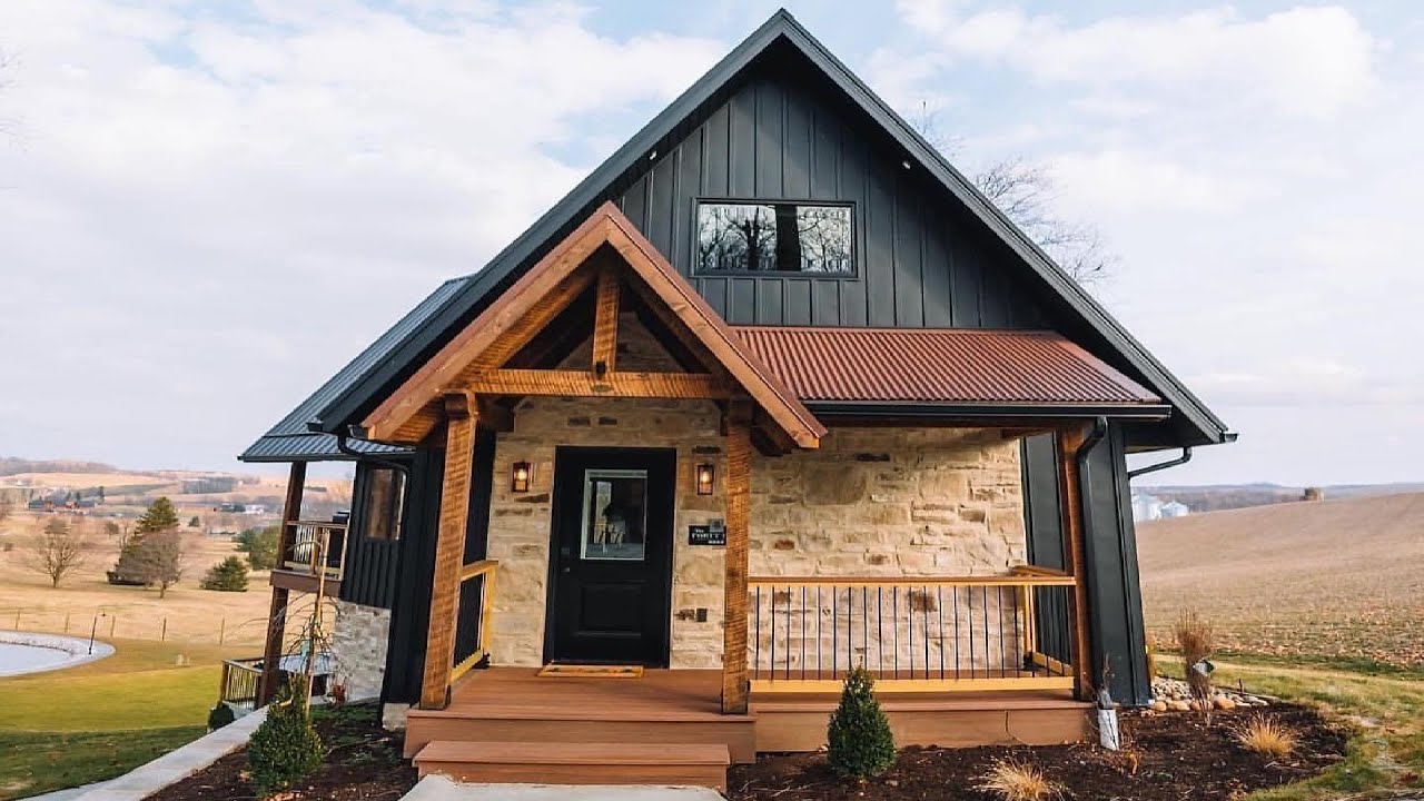 Possibly The Coziest Small House with 4 Beds