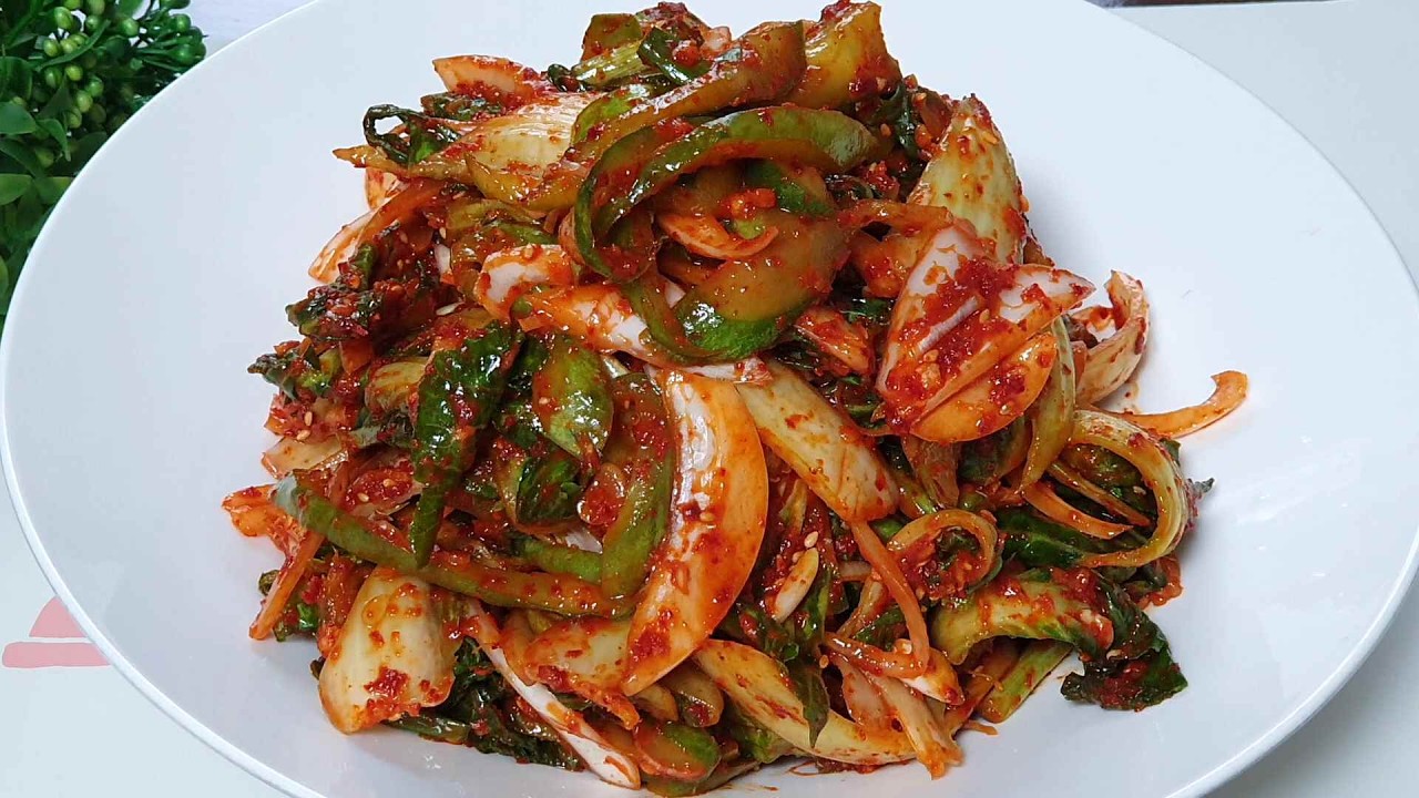 (색다른 봄동김치) 오이 섞은 봉동김치 맛있게 만들기| 봄동오이겉절이 #백오이 #봄동손질법 #봄동써는법 #봄동예쁘게써는법