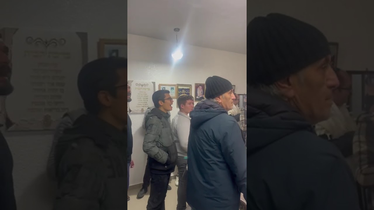 הכנסת ספר תורה בג'רבא. מיהו זה מלך. השם מלך וימלוך. 