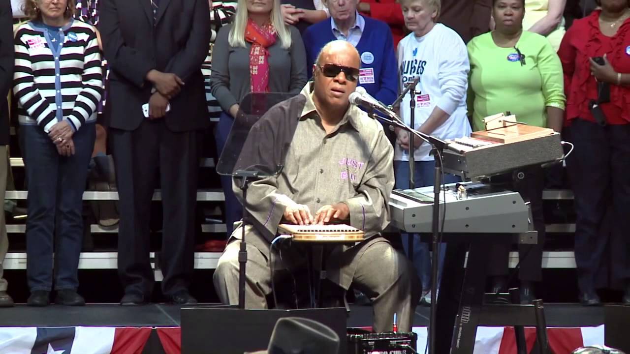 Stevie Wonder Opens Up to Concert Crowd about His New Instrument, the Harpejji