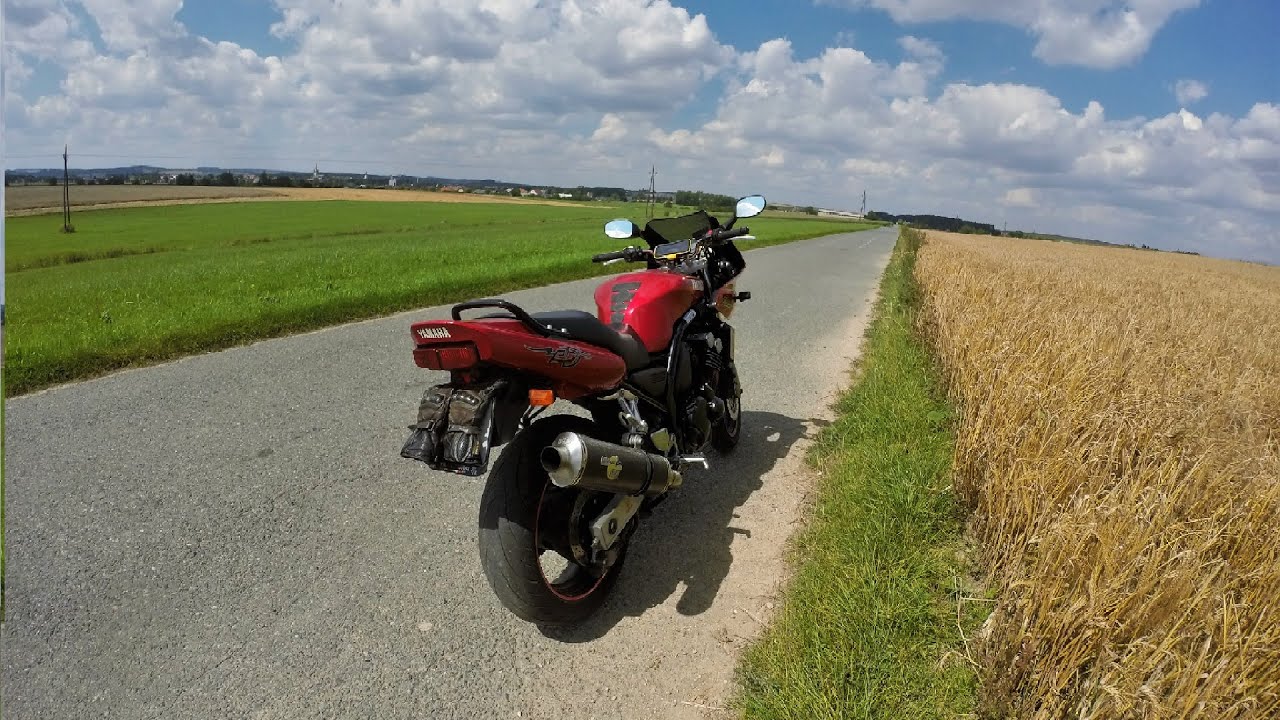 Yamaha FZS 600 Fazer Exhaust Sound Leo Vince