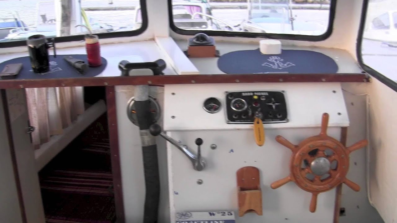 Sjøsetting oppstart 10 hk Sabb på Uthaug Ørlandet. Sabb One Cylinder Diesel Marine Engine