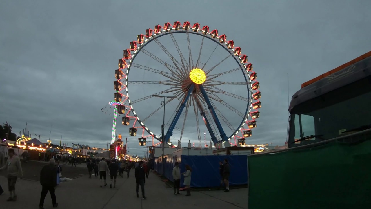 Oktoberfest 2019 Kirmes Fahrgeschäft Riesenrad POV - Oktoberfest von oben