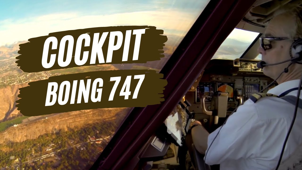 COCKPIT BOEING 747 - Landing to Quito Mariscal Sucre Airport