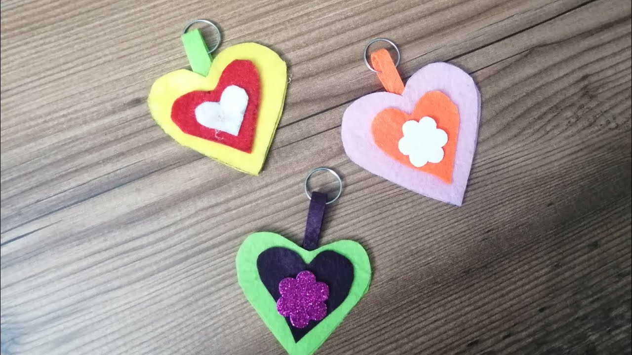 KE&Ccedil;EDEN RENKLİ ANAHTARLIK YAPIMI MAKING COLORFUL KEYCHAIN ​​FROM FELT