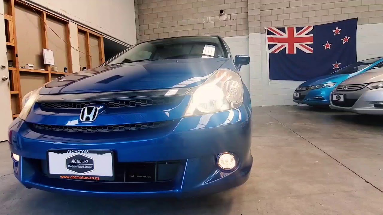 2004 Honda stream absolute