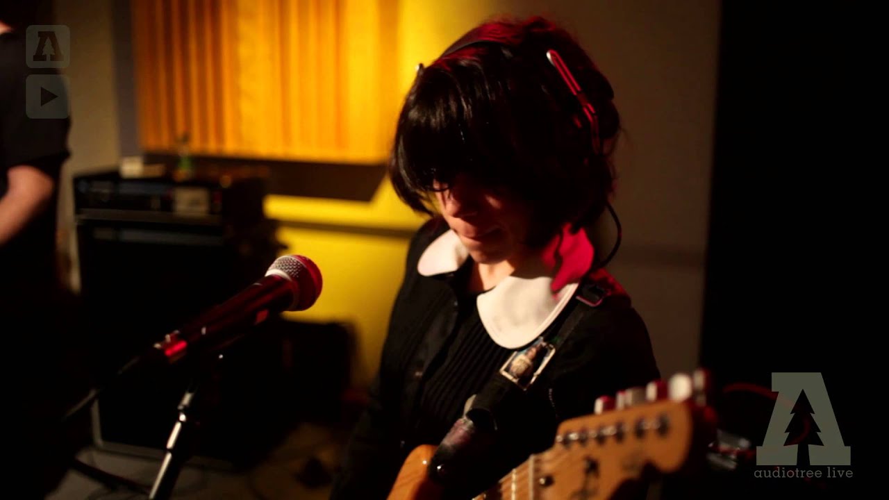 Screaming Females - Laura and Marty - Audiotree Live