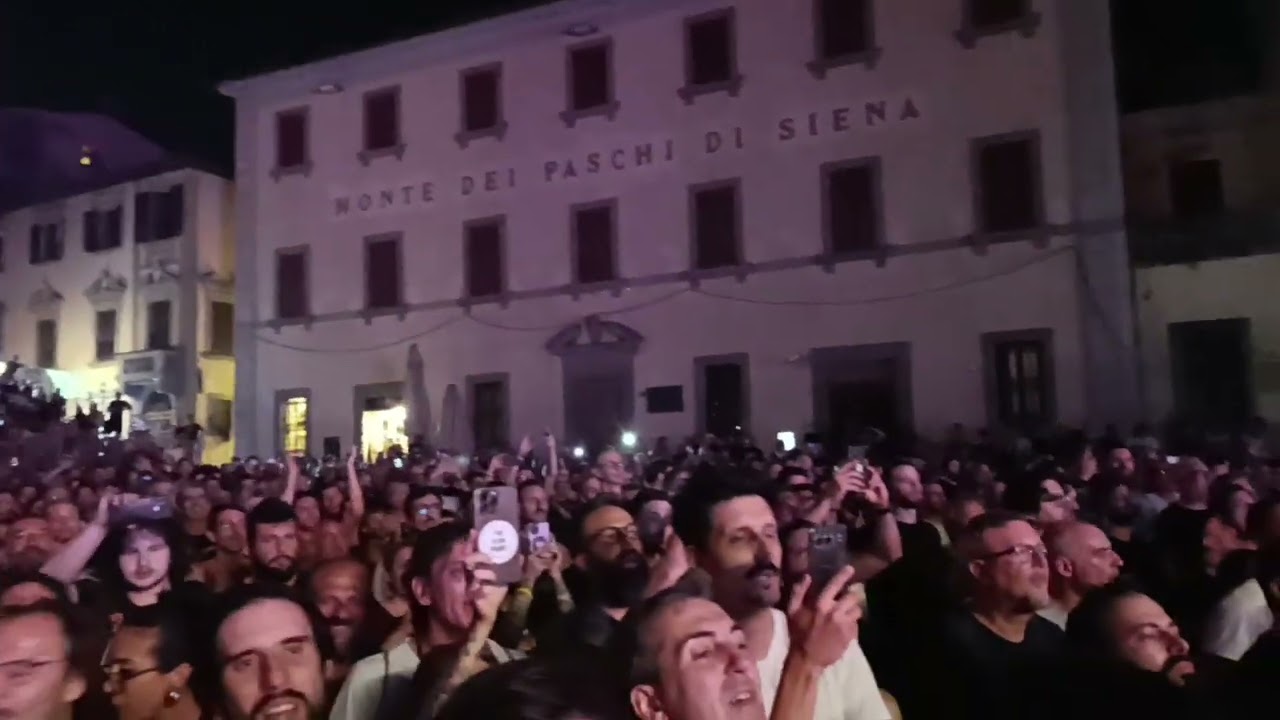 Queen of the stone age - Pistoia 15-07-25 - Make It Wit Chu