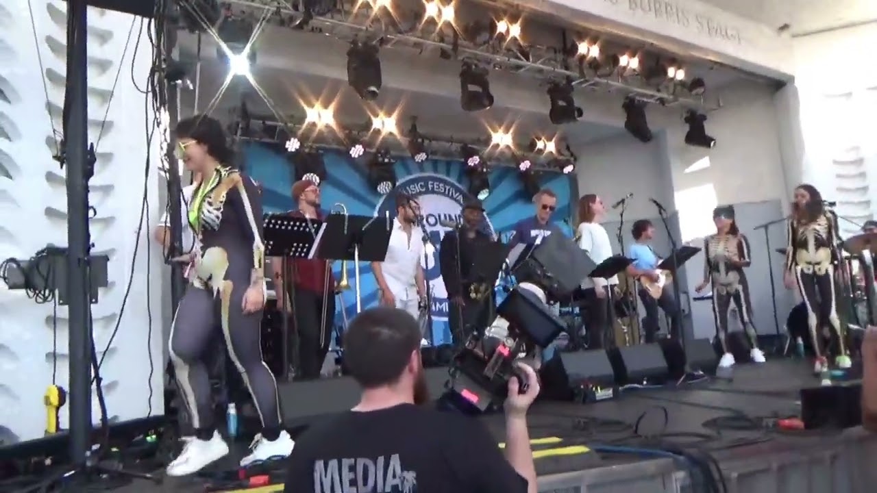 Bari Sax Solo with 