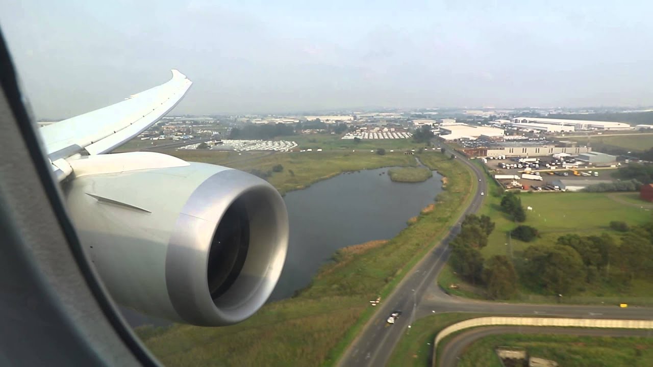 Qatar Airways QR1363 Boeing 787-8 Dreamliner Landing into Johannesburg O.R Tambo International