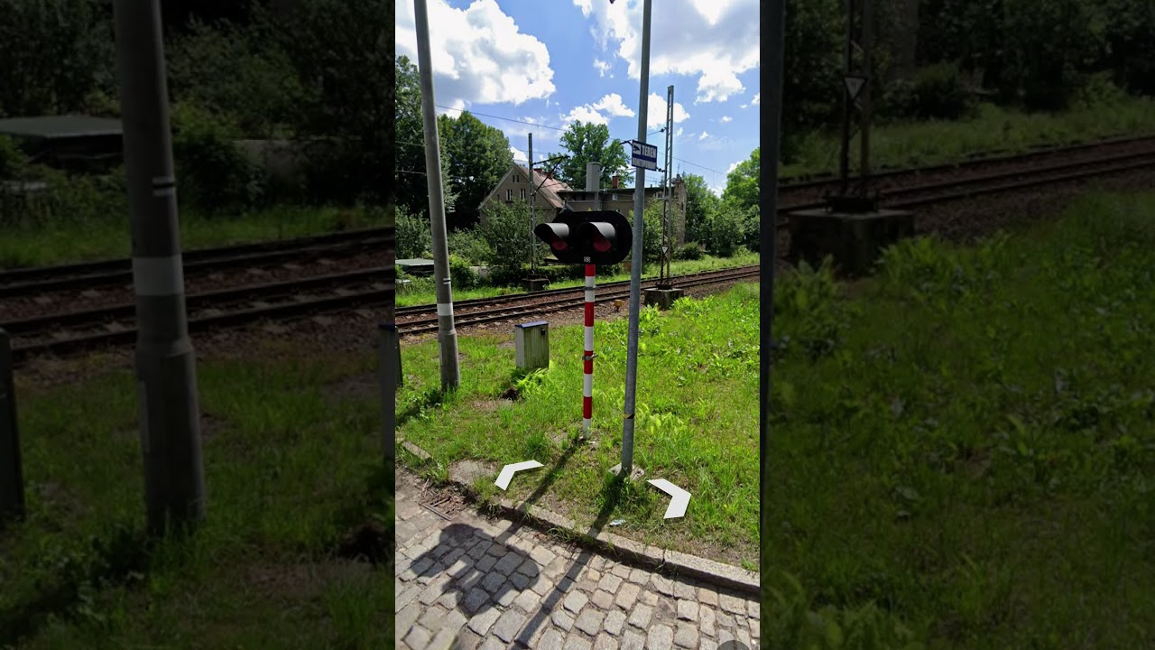 (Google Maps) Przejazd Kolejowy Wałbrzych ul. Mikołaja Reja 