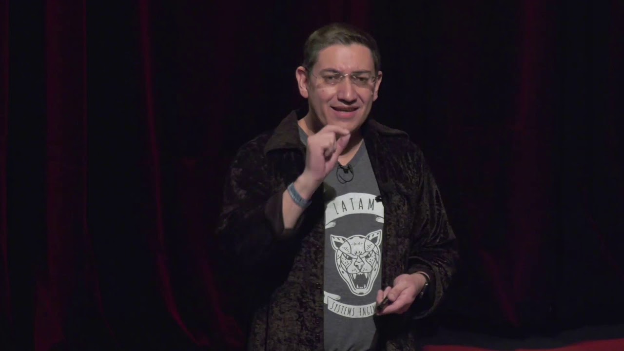C&oacute;mo transformar tu pa&iacute;s en una econom&iacute;a digital | Max Tremp Amezcua | TEDxUDLAP