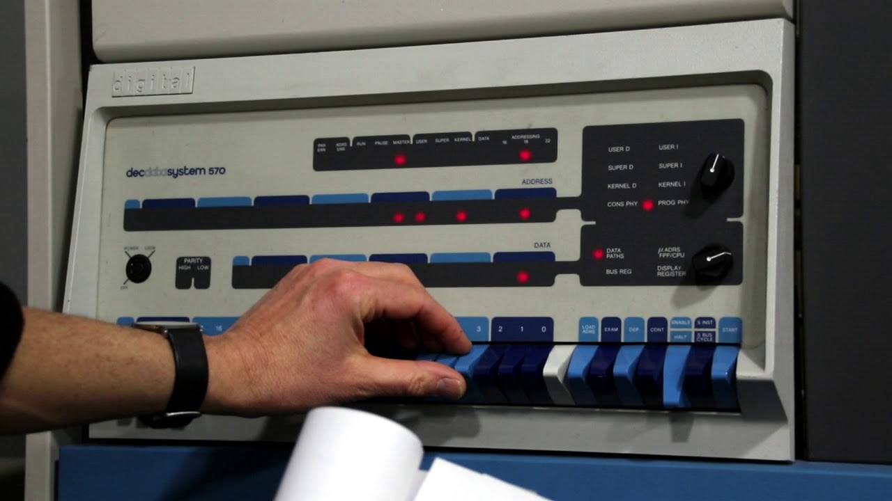 PDP-11/70 panel operation - test run 