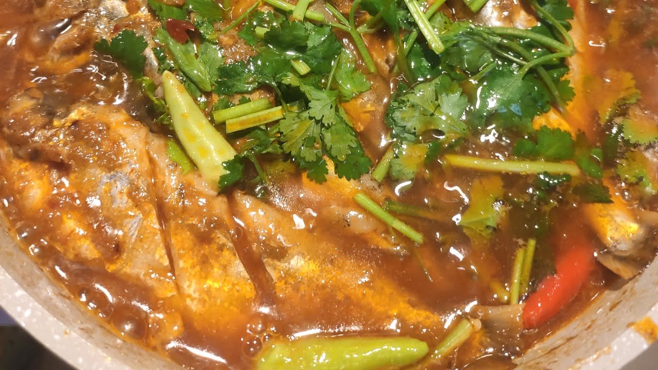 ရေချိုငါးနုသန်းဆီပြန်ချက် FRESH FISH with  TAMARIND paste  | The Most Flavorful Burmese Fish Dish