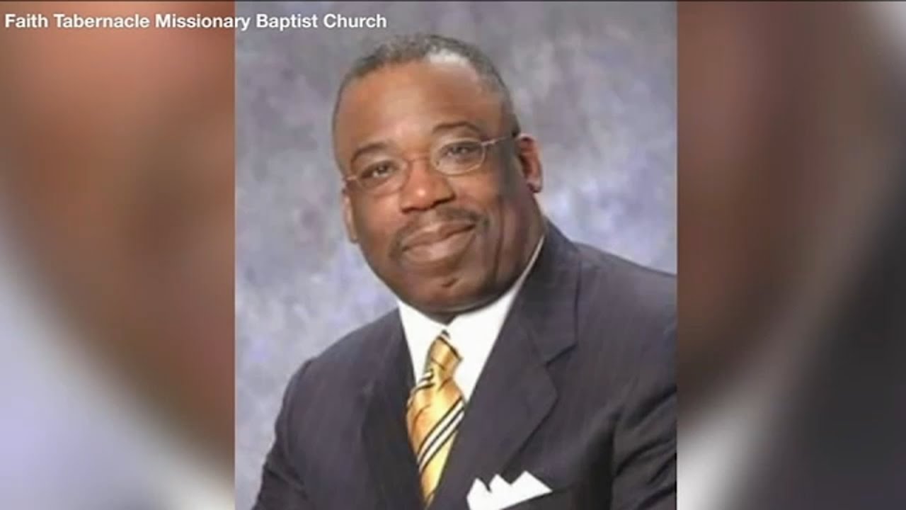 Stamford police officer charged in crash that killed pastor makes court appearance