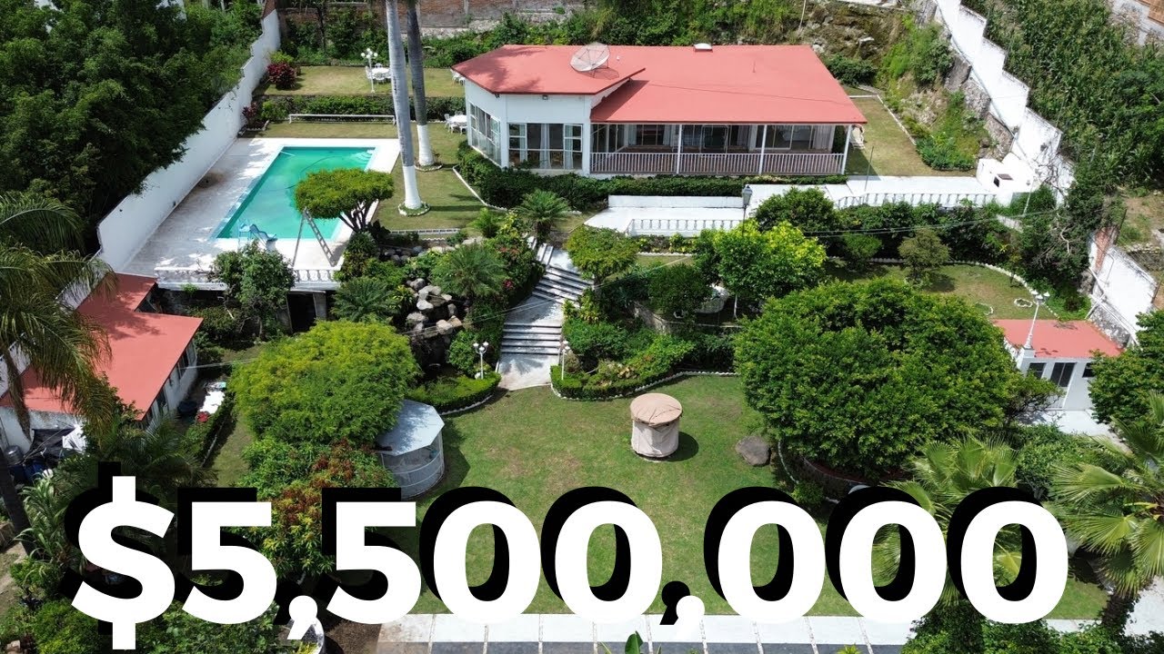Visitamos la casa con mas de 2000 m2 de terreno, jardines y alberca  en venta a 15 minutos de Cuerna
