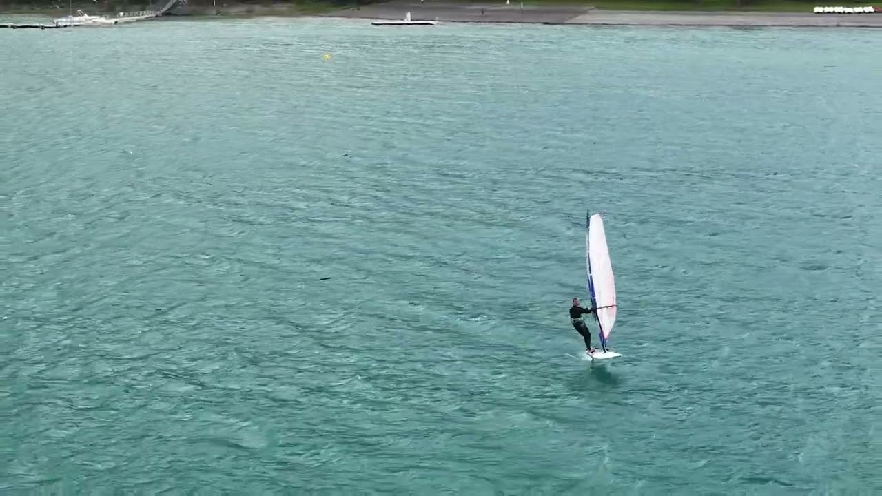 Windfoil à Serre-Ponçon, juin 2024
